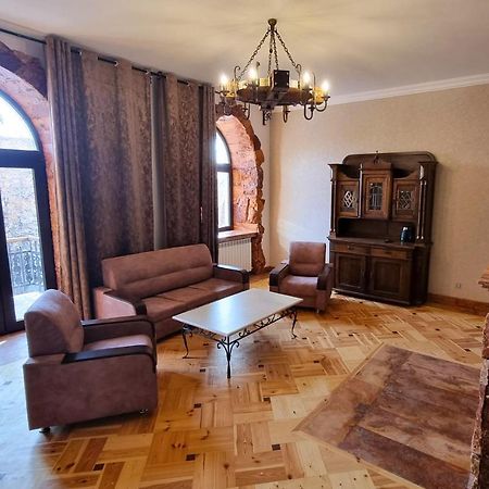 Via Gyumri Hotel Екстериор снимка