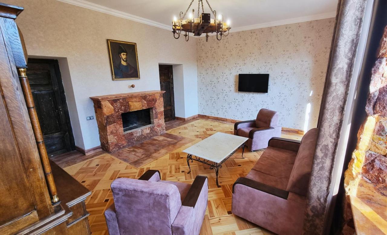 Via Gyumri Hotel Екстериор снимка